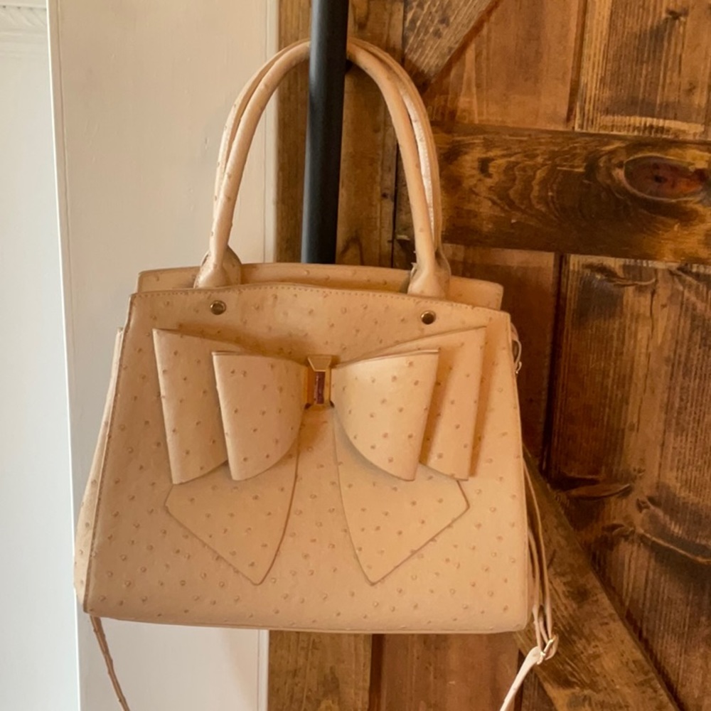 Bow Purse